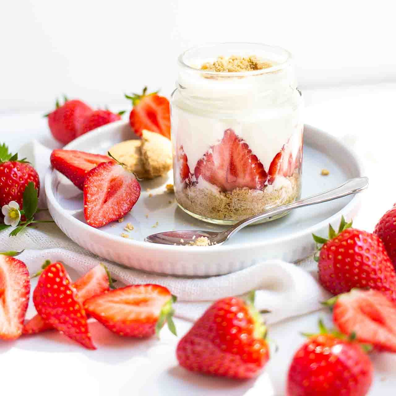 ErdbeerDessert im Glas Gusta Garden